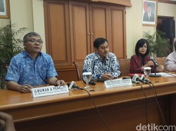 Februari: Rompi Antikanker Ciptaan Warsito Dianggap Belum Jelas Manfaatnya