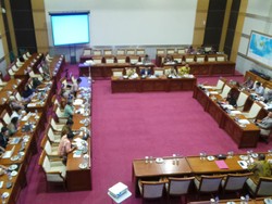 Rapat UU ITE, Anggota DPR: Bully di Medsos Jahatnya Lebih dari Teroris