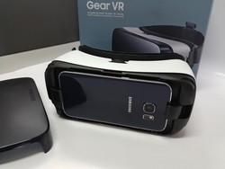 Beli Galaxy S7 Dapat Gear VR, Samsung?