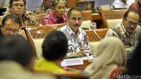 Menteri Pariwisata Raker dengan Komisi X