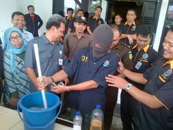 BNNP Jateng Musnahkan Sabu, Tersangka Diminta Aduk Larutan Narkoba