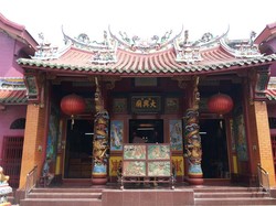 Rayakan Imlek di Bandar Lampung, Yuk ke Kelenteng Thay Hin Bio!