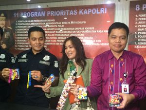 Produsen Jajanan Anak yang Diduga Mirip Kondom Punya Izin Resmi dari Dinkes Produsen Jajanan Anak yang Diduga Mirip Kondom Punya Izin Resmi dari Dinkes