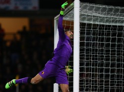 Hiddink: Kalau Bukan karena Gomes, Chelsea Pasti Sudah Menang Mudah