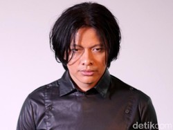 Menebak-nebak Proyek Baru Armand Maulana