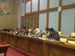 KPK Serahkan Surat Tolak Revisi UU ke DPR