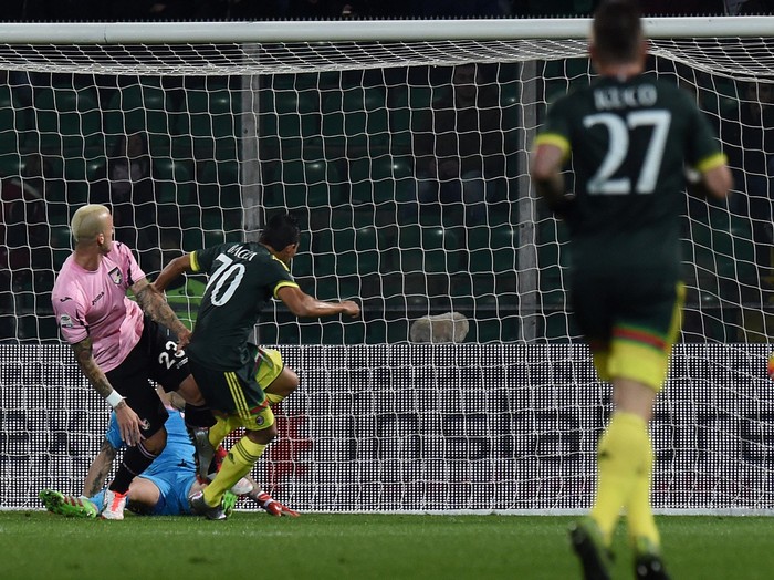 Milan Kalahkan Palermo 2-0