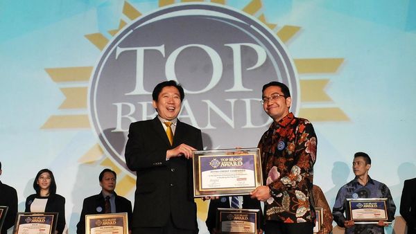 ACC Raih Top Brand Award 2016