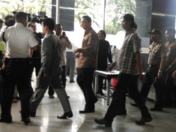 Tiba di Pengadilan Tipikor, Ahok: Dengarkan Saja!