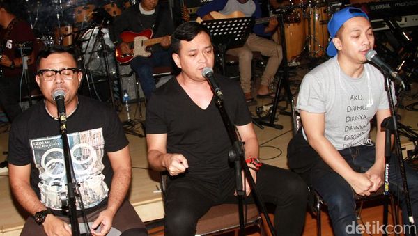 Yuk, Intip Persiapan Kahitna Jelang Konser!