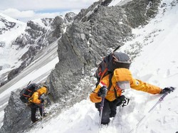 Cara Kerja Tim Pelotot Trio Mahasiswi Bandung Pendaki Aconcagua