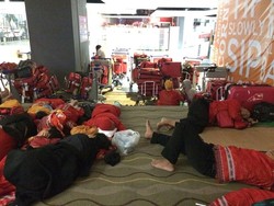 70 Jamaah Umrah yang Tertahan di Kuala Lumpur Diterbangkan ke Jeddah Hari ini