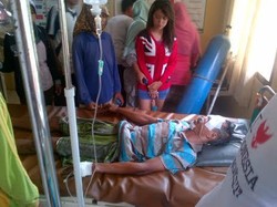 Blarr! Dua Warga Terlempar Terkena Ledakan Tangki Mobil