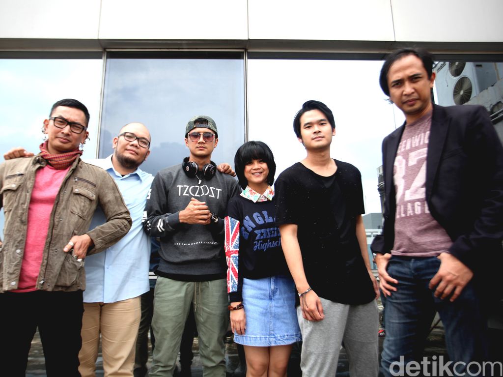 11 Peserta Ajang Pencarian Bakat di Album Kompilasi Piyu 11 Peserta Ajang Pencarian Bakat di Album Kompilasi Piyu