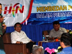 Dilepas Panglima, Peserta HPN Naik Kapal Perang dari Surabaya ke Lombok