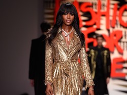 Naomi Campbell Jadi Model Iklan Lingerie di Usia 46 Tahun