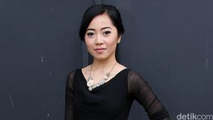 Si Manis Karina Salim
