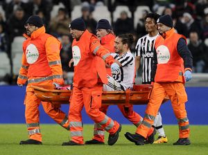 Selesai Jalani Operasi, Caceres Absen sampai Akhir Musim