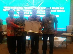 MenpanRB Beri Penghargaan SAKIP Banyuwangi Terbaik se Jatim