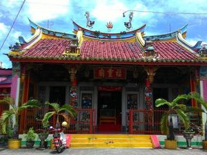 Tak Cuma Semarang, Yogyakarta Juga Punya Kelenteng Keren!