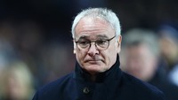 Claudio Ranieri menjadi korban perdana di rezim Abramovich. Ia dipecat meski dinilai sudah membangun pondasi dasar tim masa depan Chelsea yang diisi John Terry, William Gallas, dan Frank Lampard. (Foto: Getty Images Sport/Mark Thompson)