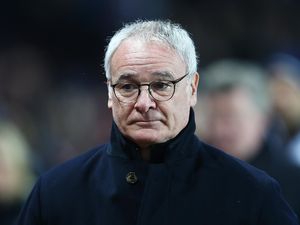 Ranieri Nilai Kartu Merah untuk Simpson Terlalu Keras