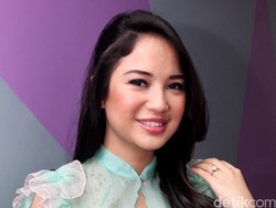 Chacha Frederica Tak Buru-buru Punya Momongan