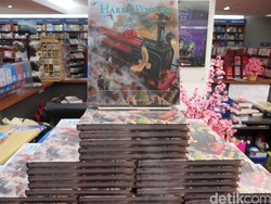Selamat Ultah JK Rowling dan Harry Potter! Mari Ingat Lagi Novelnya