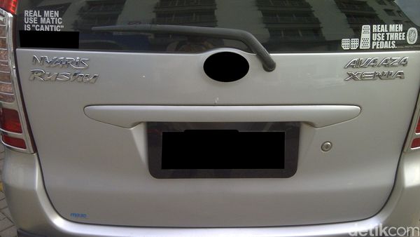 Emblem Mobil 4 in 1
