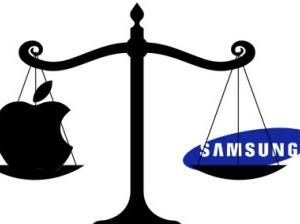 Samsung Galaxy Z Fold 3 Vs iPhone 13, Pilih Mana?