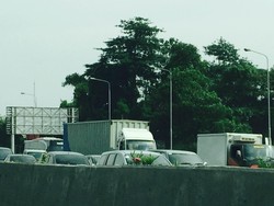 Tol Jagorawi ke Ciawi Ramai, Ekor Kepadatan 8 Km dari Gardu Tol Cibubur