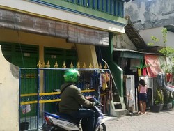 Seorang Perempuan Ditemukan Tewas Setengah Telanjang, Diduga Dibunuh