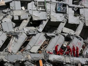 2 Hari Tertimpa Puing Akibat Gempa Taiwan, 2 Orang Berhasil Selamat 2 Hari Tertimpa Puing Akibat Gempa Taiwan, 2 Orang Berhasil Selamat