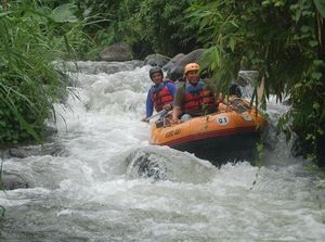 Libur Panjang Imlek di Banyuwangi, Coba Wisata Arung Jeram