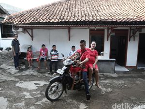 Kesederhanaan Imlek di Lebak Wangi