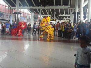 Atraksi Barongsai dan Wushu Ramaikan Imlek di Bandara Soekarno-Hatta