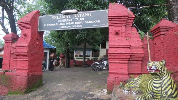 Makam Sang Pendiri Cirebon