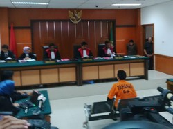 Ikut Pelatihan Militer di Suriah, Ahmad Junaedi Divonis 3 Tahun Penjara Ikut Pelatihan Militer di Suriah, Ahmad Junaedi Divonis 3 Tahun Penjara