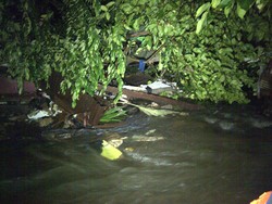 Video Menegangkan Detik-detik Longsor di Ciganjur
