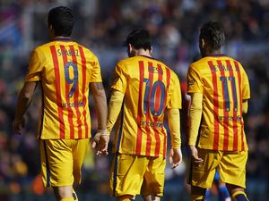 Lihat Permainan Barca Seperti Menonton FIFA di PlayStation Lihat Permainan Barca Seperti Menonton FIFA di PlayStation
