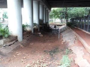 Pak Ahok, Taman Viaduct Klender Perlu Dibikin Ciamik Biar Bikin Betah