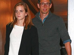 Si Cantik Emma Watson Pacari Kutu Komputer