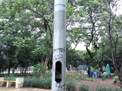 Rawannya Taman Viaduct Klender, Bahkan Pompa Air Kerap Hilang Dicuri
