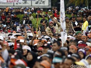 KemenPAN-RB Pastikan Tenaga Honorer Tetap Bekerja