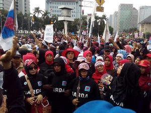 Honorer Diganti Outsourcing Biar Lebih Sejahtera?