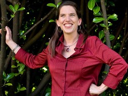 Idap Bipolar I, Aktris Ini Gunakan Komedi untuk Melawan Stigma