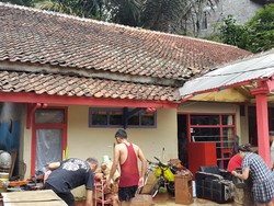 Tiga Rumah di Bukit Ligar Rusak Dihantam Banjir Bandang