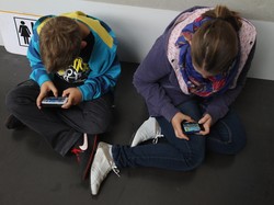 Australia Larang Ramaja Pakai Medsos Demi Mental, Ahli Kesehatan Jiwa Malah Waswas