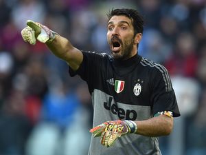 Buffon Sebut Kritik Jadi Penyemangat untuk Tampil Lebih Baik