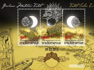 Melihat Perangko Gerhana Matahari Total